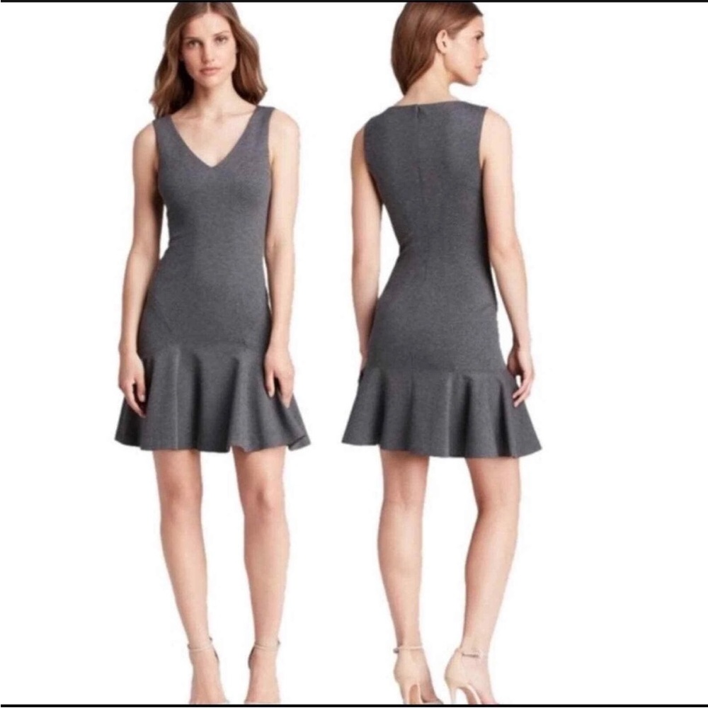 Diane Von Furstenberg Carla Grey Fit and Flare Mini Dress Size 4